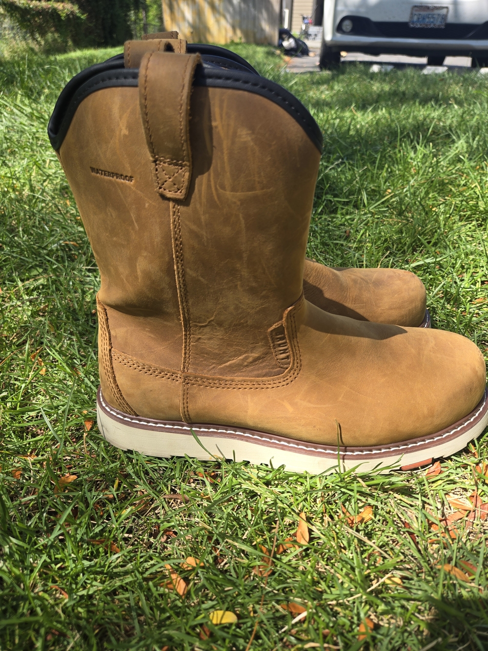 Burton Men's Waterproof Tan Leather Pull-On Boots